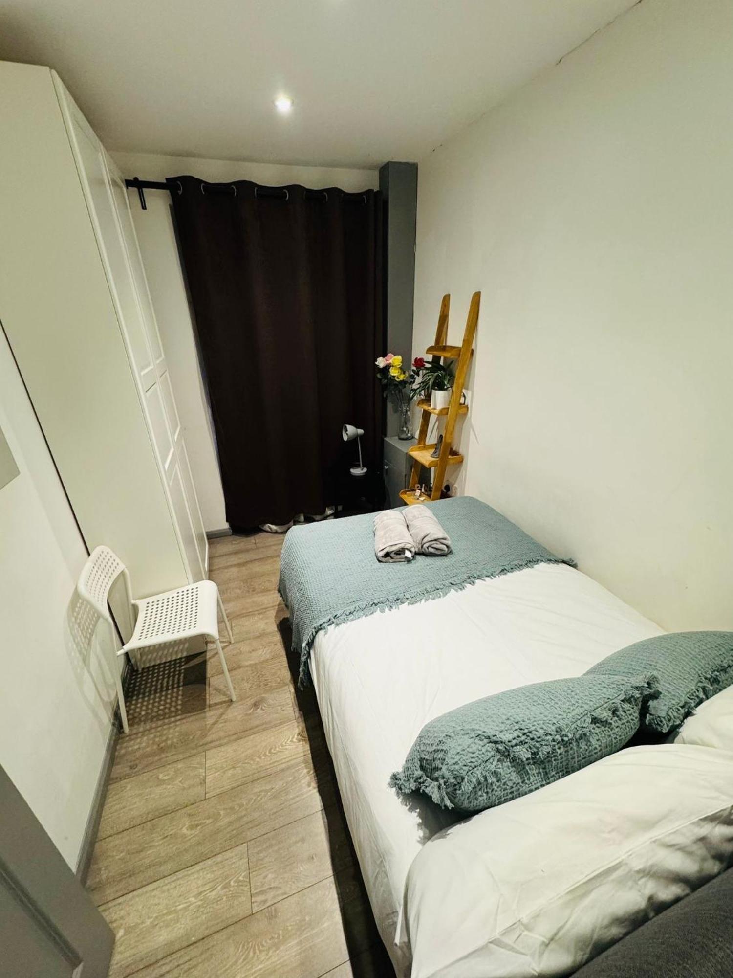 "Spacious Family, Friendly" 1 Bedroom In Kings Cross, St Pancras!!!118A Londra Esterno foto
